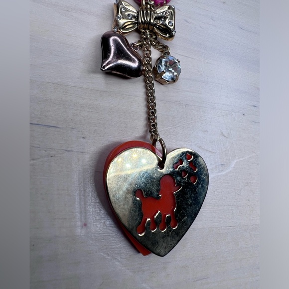 Betsey Johnson Vintage Poodle Heart Bow Crystal Charms Statement Necklace - Picture 4 of 10